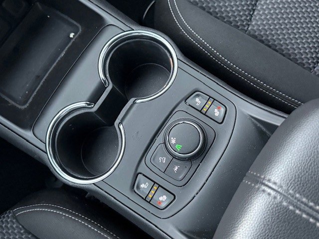 Certified 2023 GMC Terrain SLE w/ Driver Convenience Package image 21