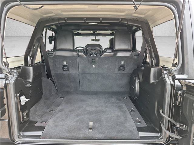 Used 2019 Jeep Wrangler Unlimited Sahara AWD/4WD image 6