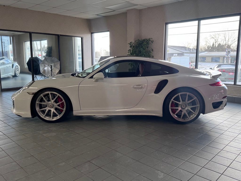 Used 2014 Porsche 911 Turbo S video 2