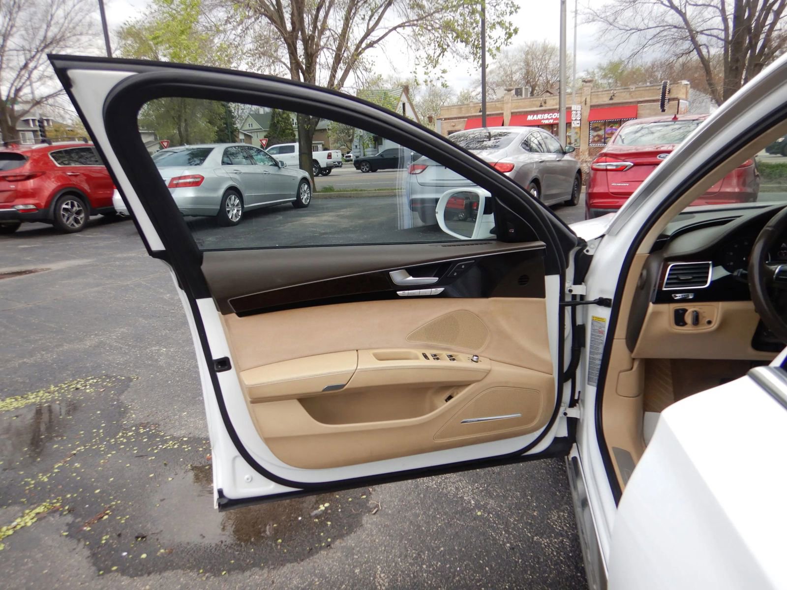 Used 2012 Audi A8 L 4.2 image 10