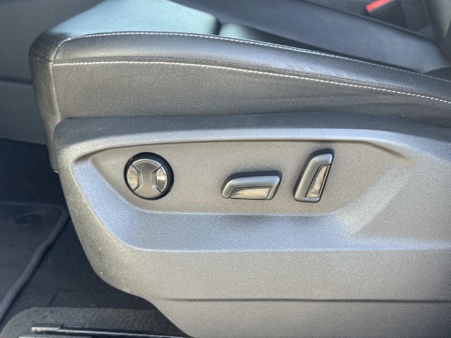 Used 2019 Volkswagen Atlas SE w/ Towing Package FWD image 24
