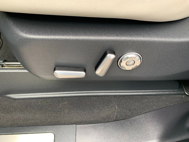 Certified 2025 Lincoln Navigator Reserve image 22