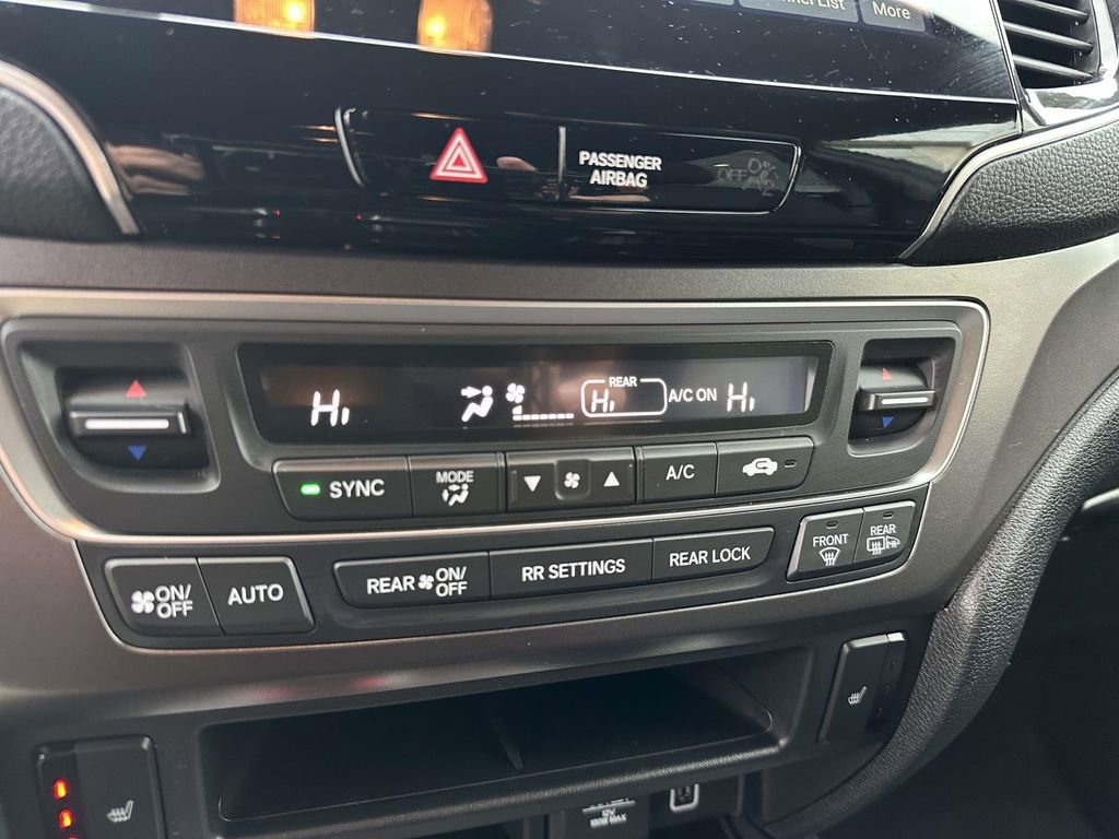 Used 2022 Honda Pilot Sport image 29