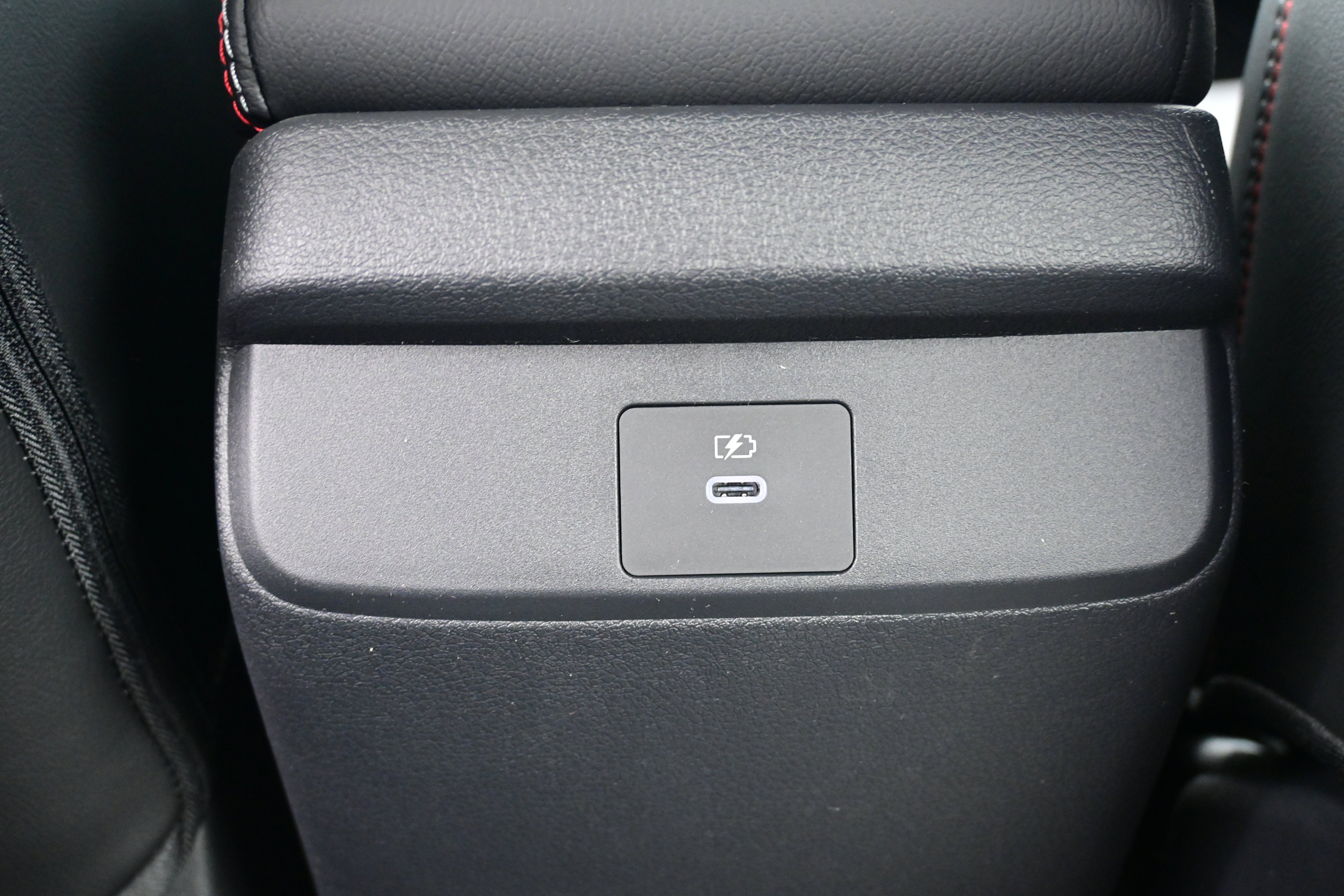 New 2026 Nissan Sentra SR w/ SR Premium Package FWD image 13