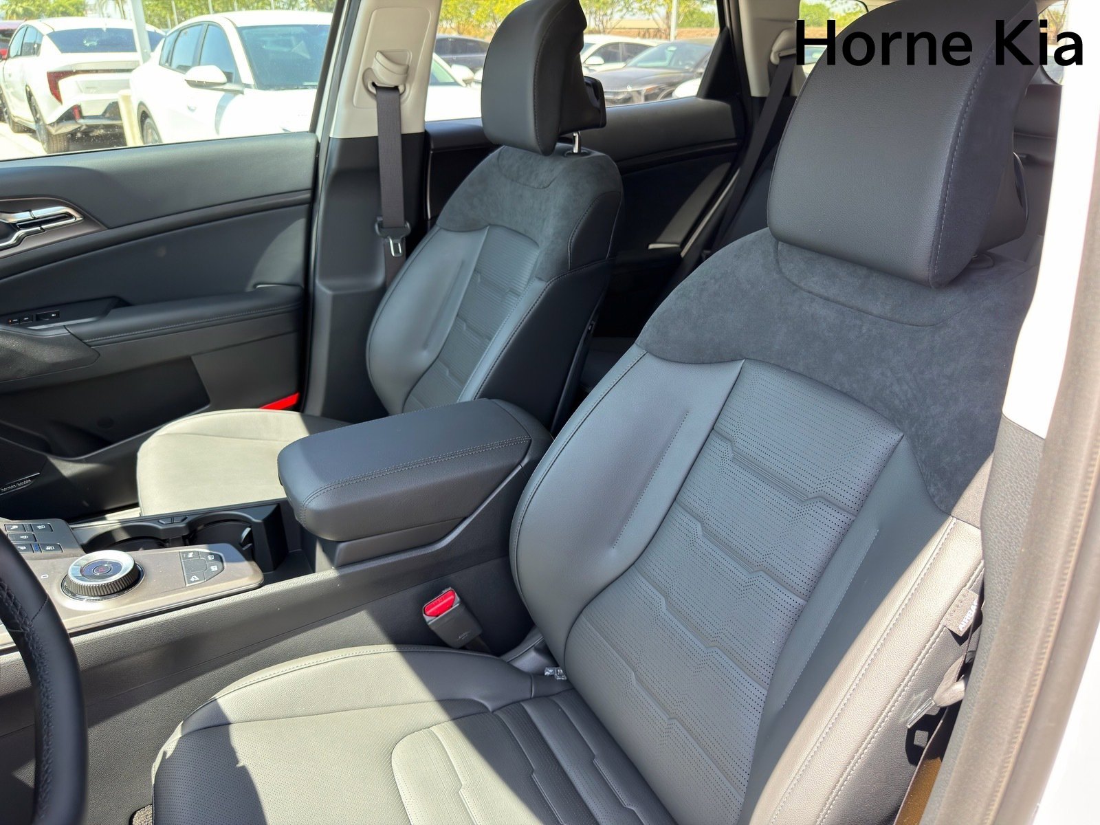 New 2026 Kia Sportage SX Prestige AWD/4WD image 11