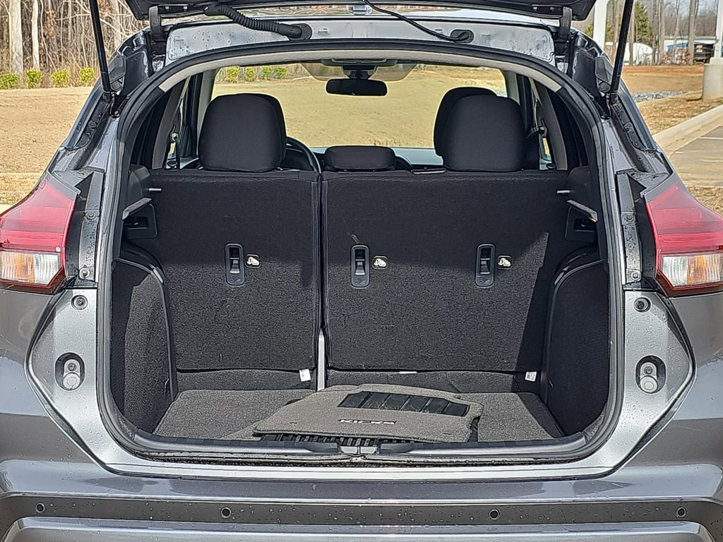Used 2025 Nissan Kicks Play S image 14
