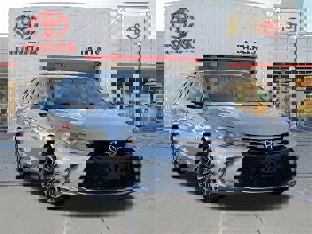Used 2017 Toyota Camry SE