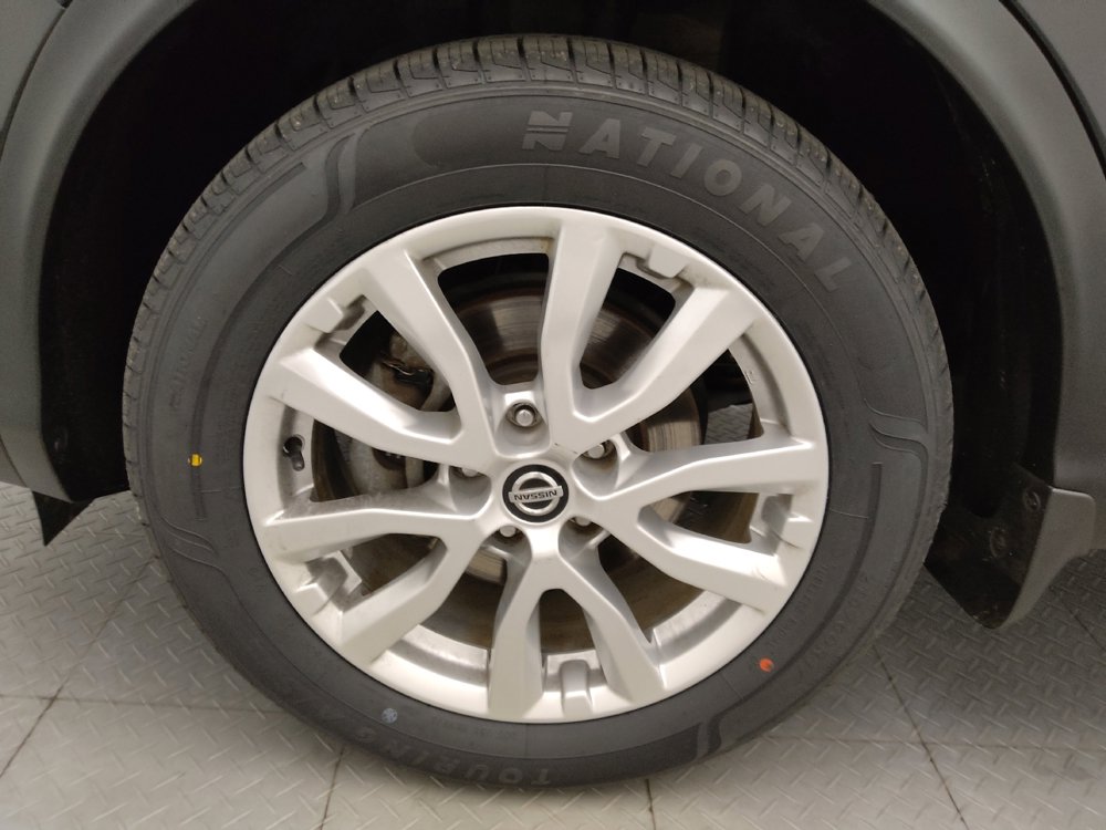 Used 2020 Nissan Rogue Sport S w/ Appearance Package FWD image 31