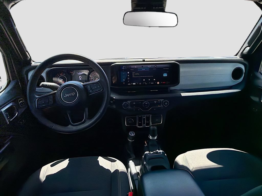 Used 2024 Jeep Wrangler Unlimited Sport AWD/4WD image 15