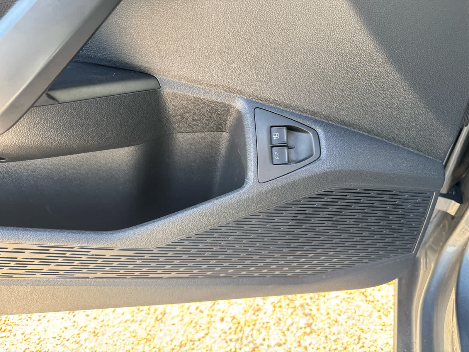 Used 2024 Volkswagen Jetta SE FWD image 21