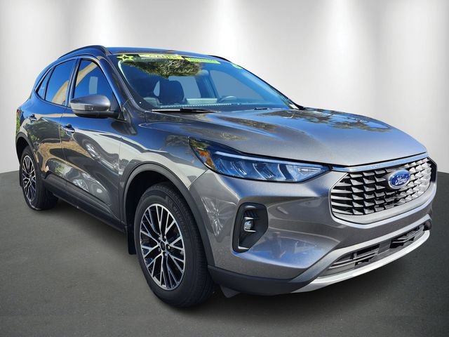 Used 2023 Ford Escape SE FWD image 6