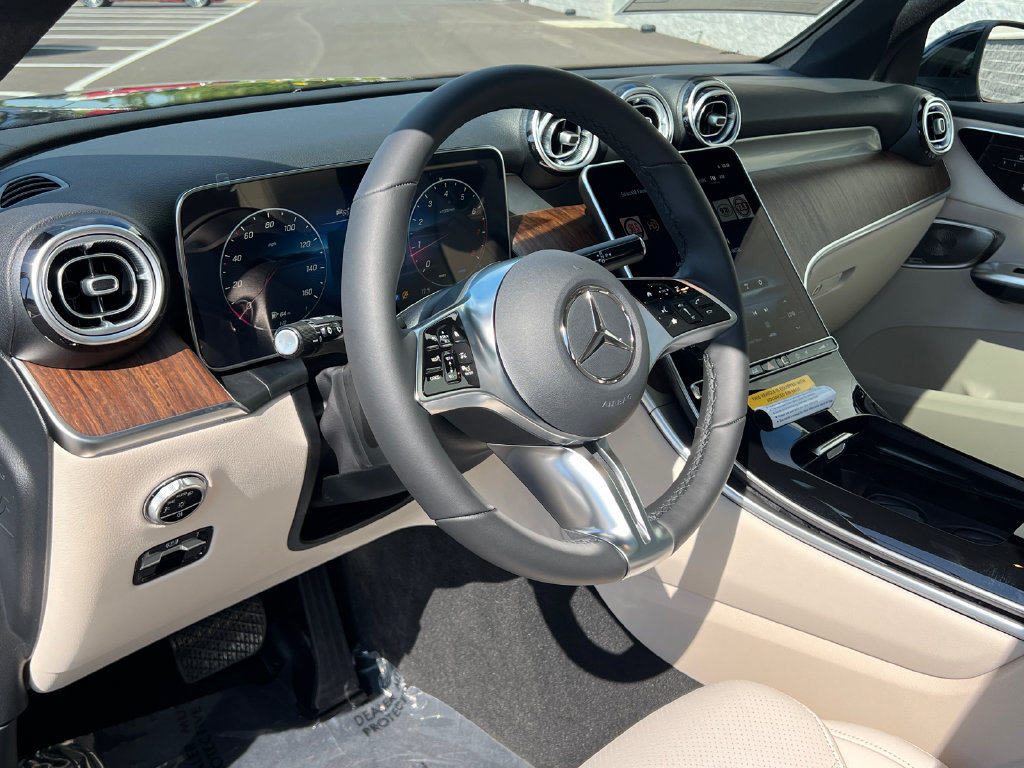 New 2027 Mercedes-Benz GLC 300 4MATIC image 15