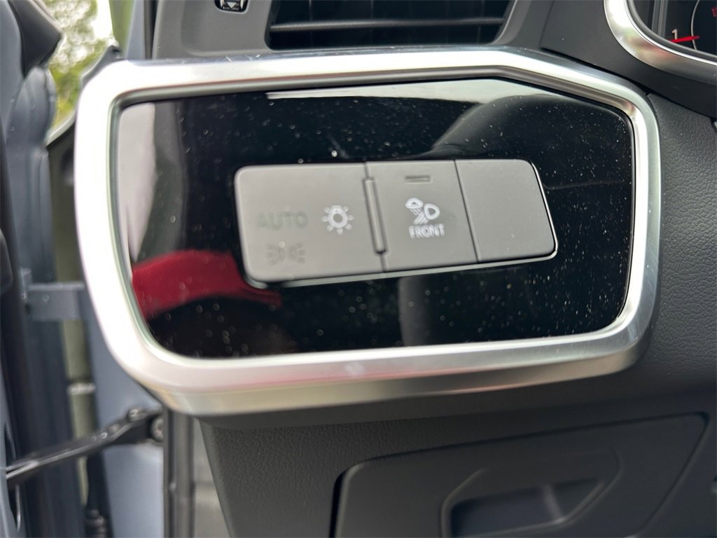 New 2025 Audi A6 Premium Plus image 25