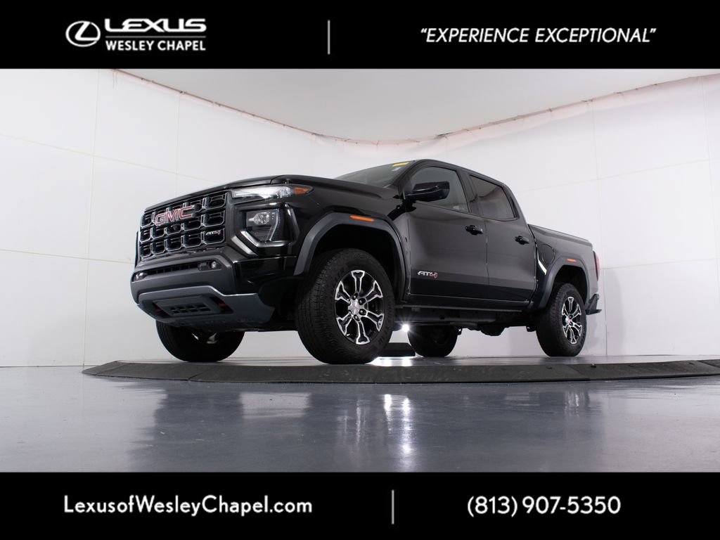 Used 2024 GMC Canyon AT4 w/ AT4 Premium Package AWD/4WD image 8