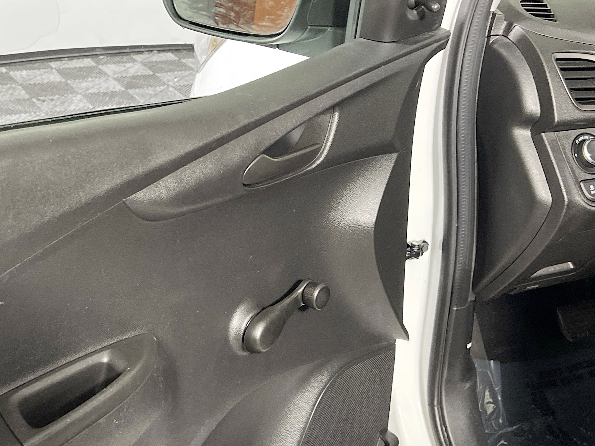 Used 2021 Chevrolet Spark LS image 17