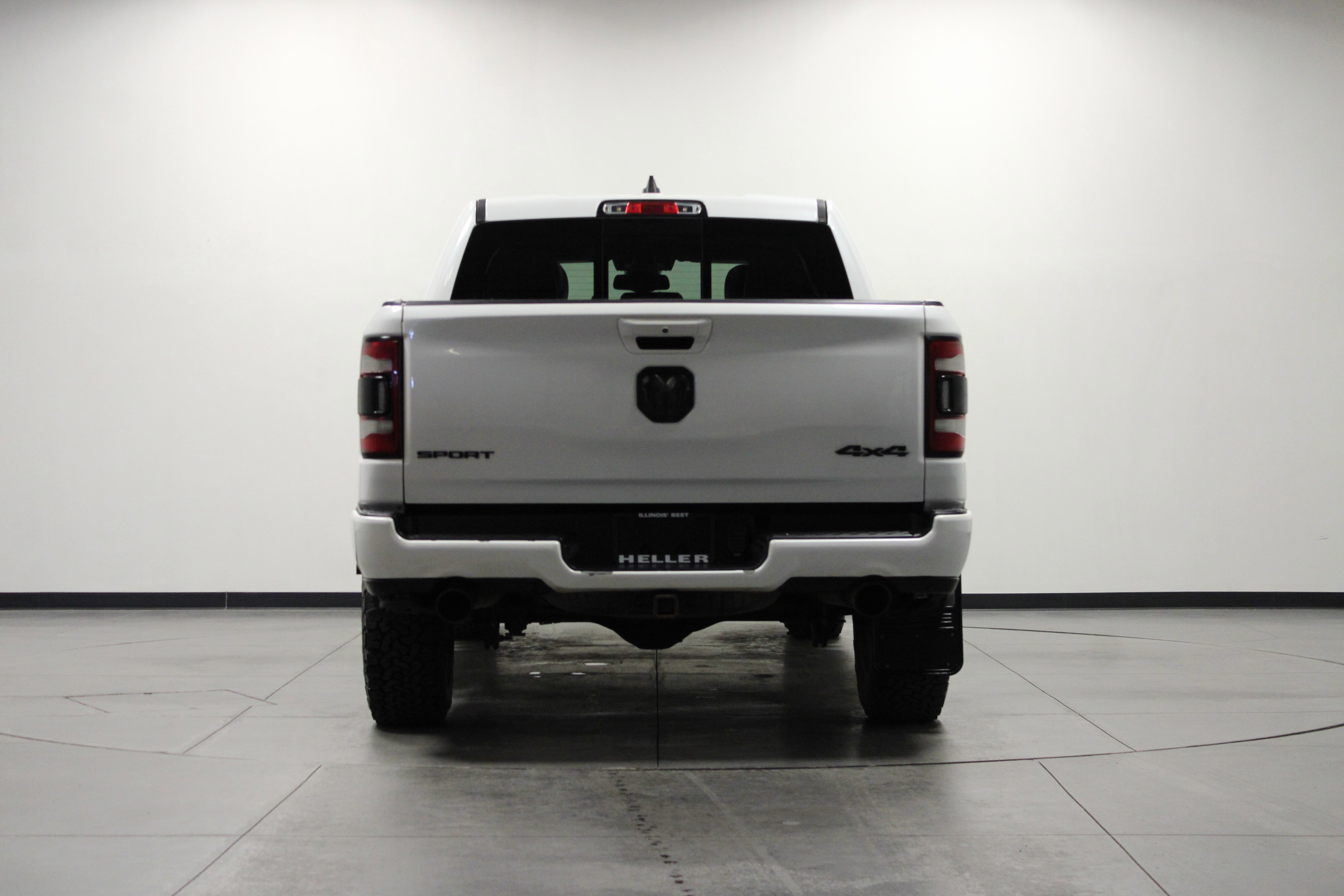 Used 2019 RAM 1500 Sport w/ Level 2 Equipment Group AWD/4WD image 5