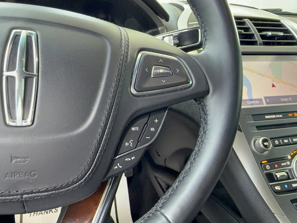 Used 2019 Lincoln MKZ Reserve FWD image 24