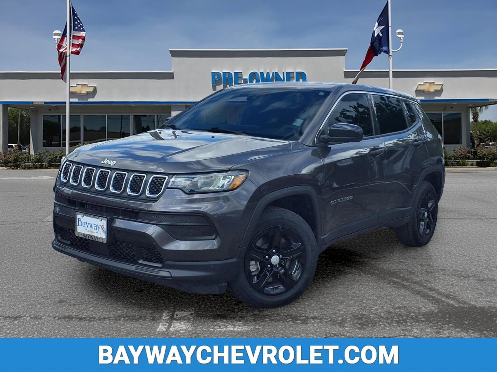 Used 2024 Jeep Compass Sport image 1