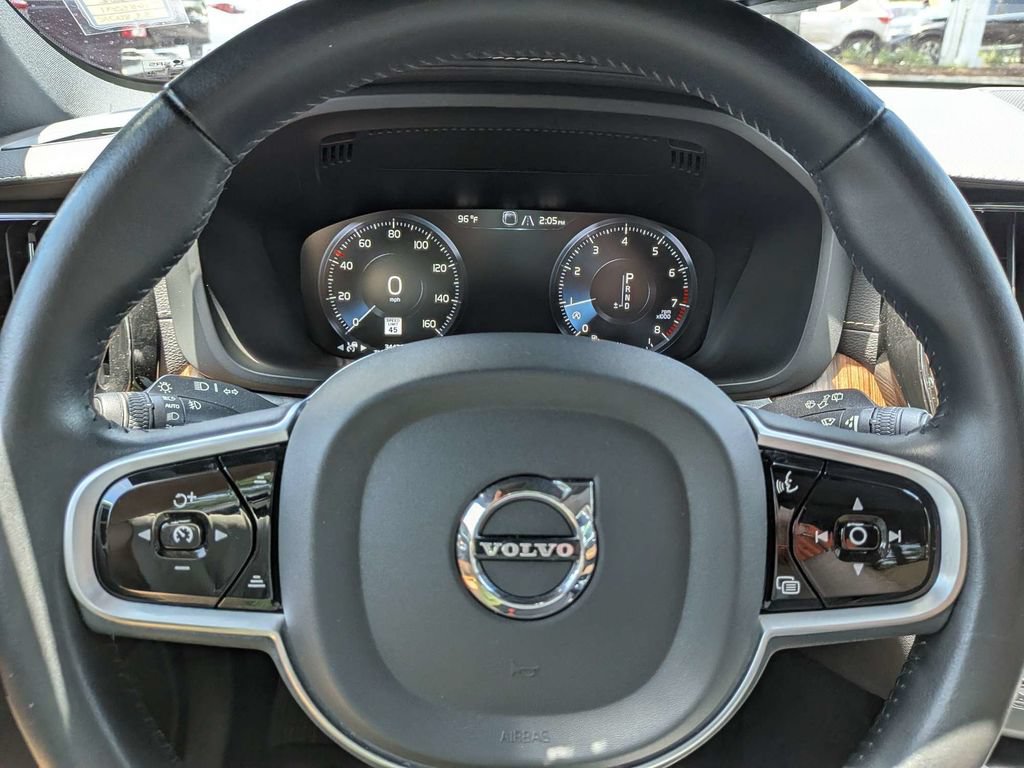 Used 2021 Volvo XC60 T5 Inscription w/ Protection Package Premier FWD image 38