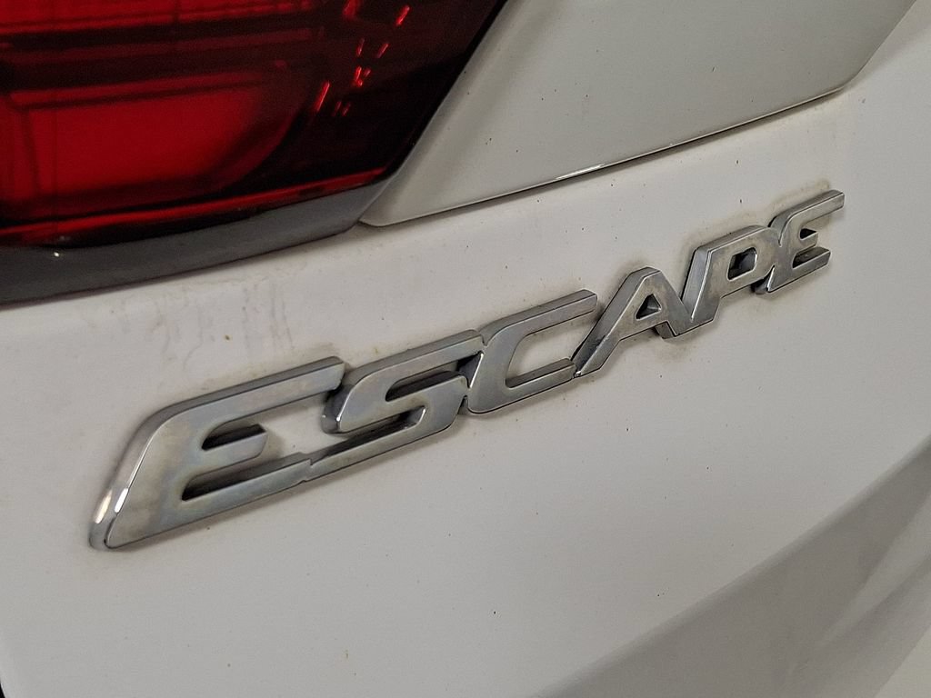 Used 2019 Ford Escape SEL AWD/4WD image 30