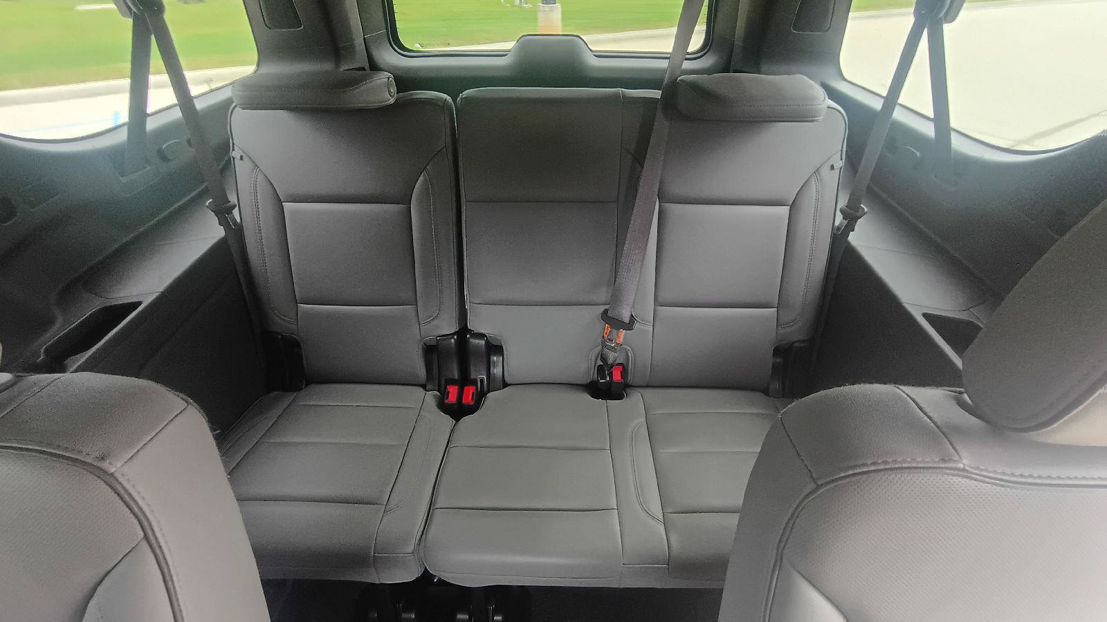 Used 2023 GMC Yukon XL SLT w/ LPO, Floor Liner Package RWD image 15