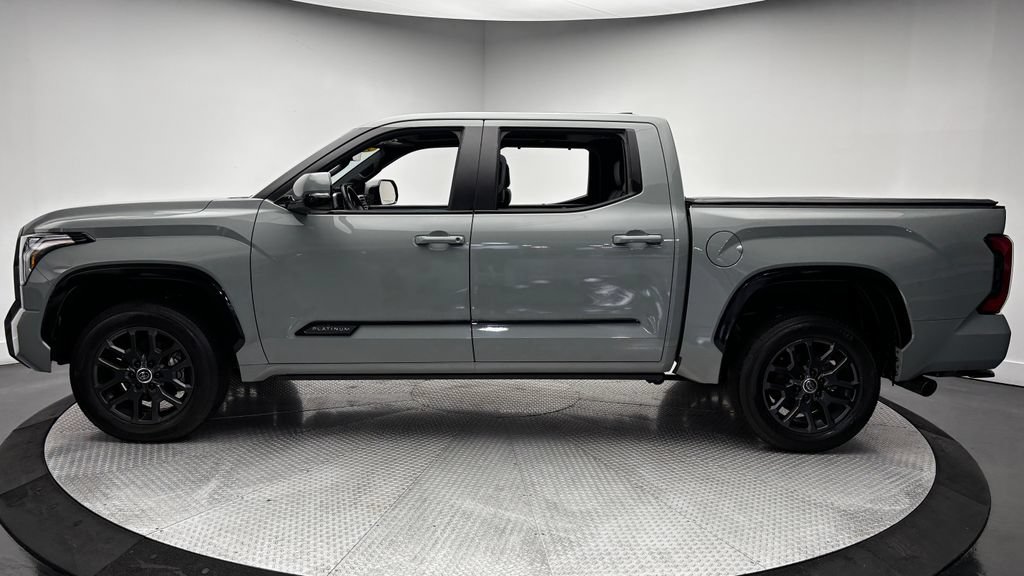 Used 2024 Toyota Tundra Platinum AWD/4WD image 4