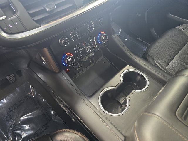 Used 2021 Chevrolet Tahoe High Country w/ Premium Package 2 AWD/4WD image 30