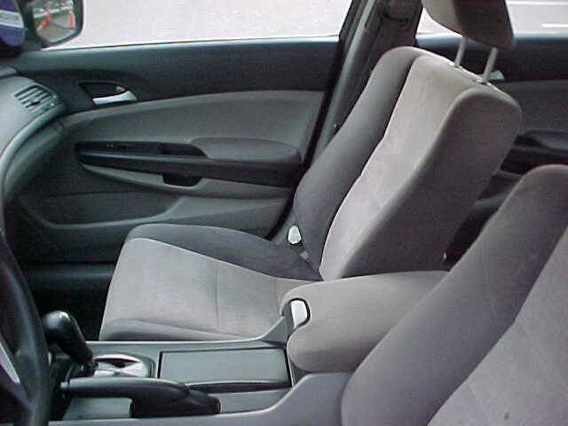Used 2010 Honda Accord LX image 19
