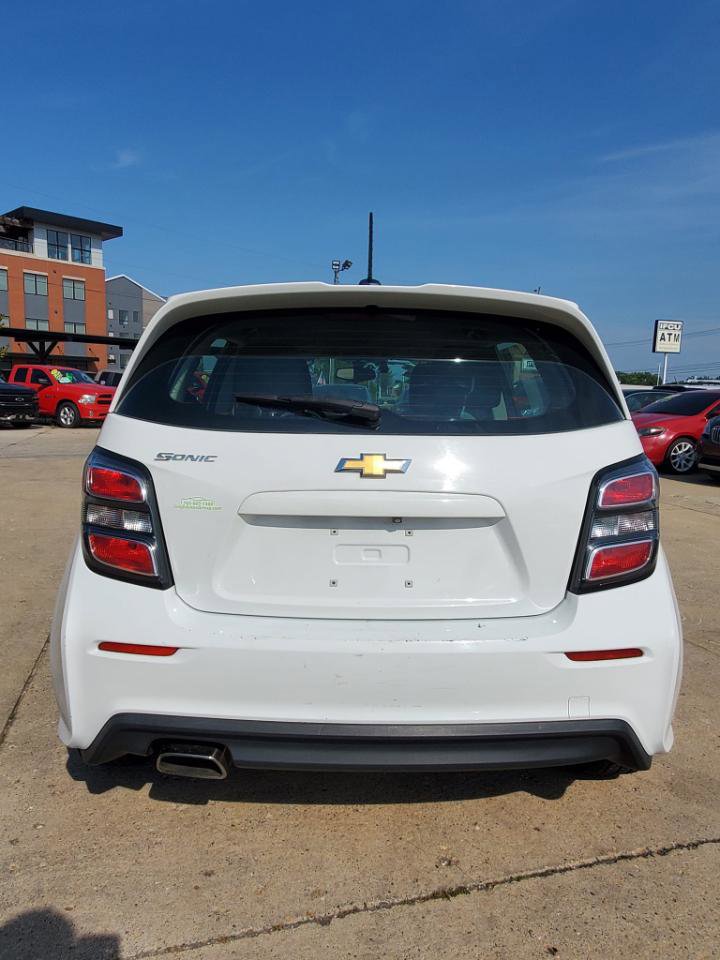 Used 2017 Chevrolet Sonic LT image 8