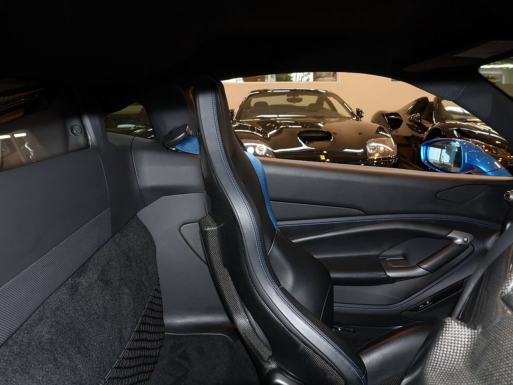 Certified 2020 Ferrari F8 Tributo RWD image 31