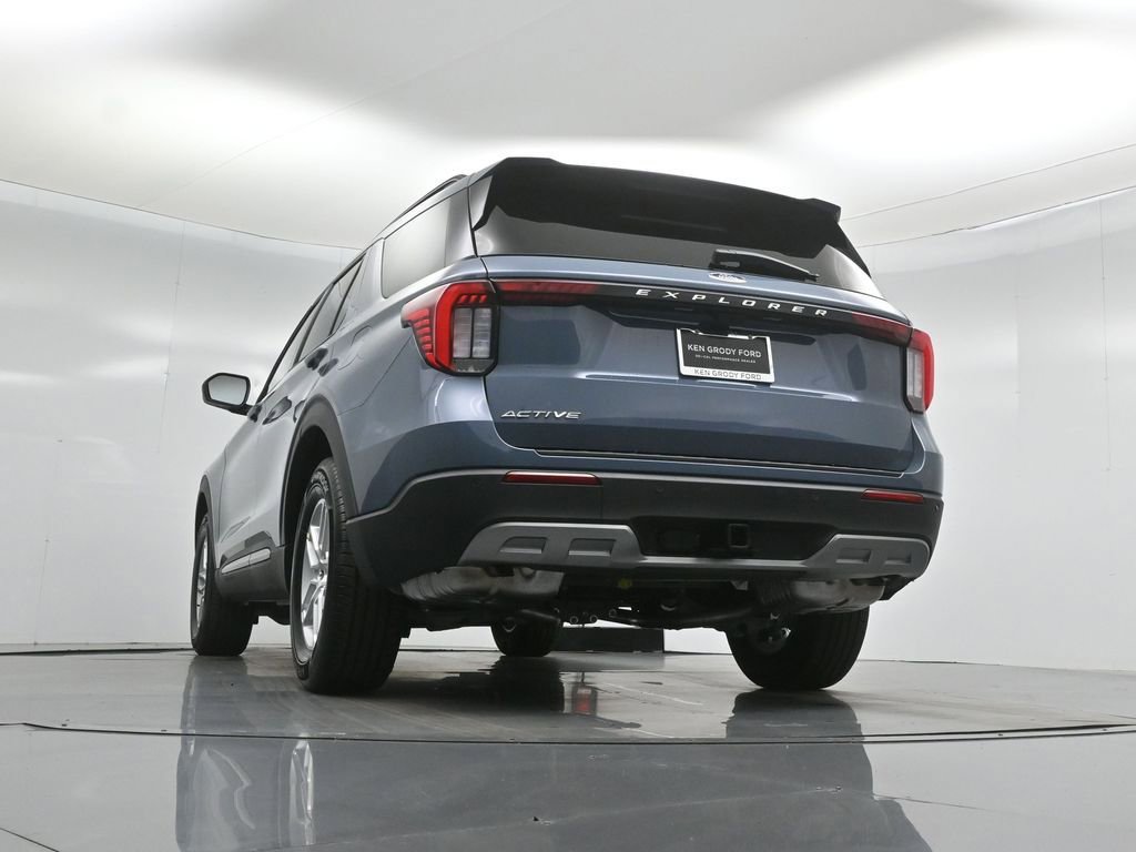New 2026 Ford Explorer Active w/ Active Comfort Package RWD image 47