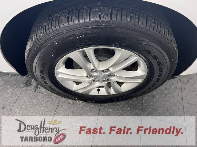 Used 2020 Buick Enclave Essence image 18