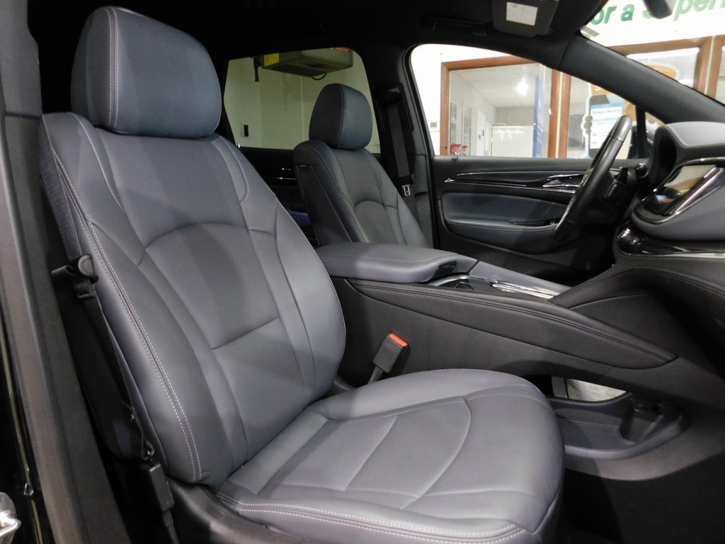 Used 2024 Buick Enclave Essence image 96