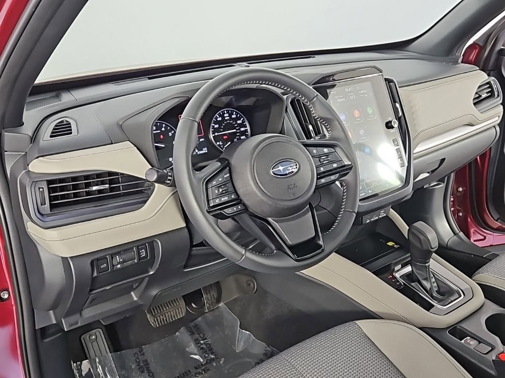 Used 2025 Subaru Forester Premium AWD/4WD image 31