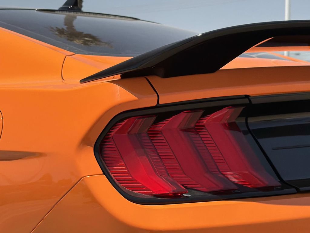 Used 2021 Ford Mustang GT w/ Black Accent Package RWD image 7