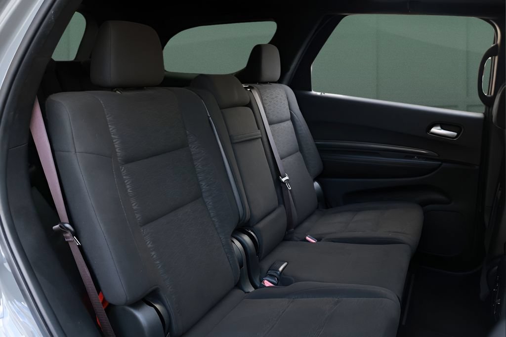 Used 2022 Dodge Durango SXT w/ Blacktop Package AWD/4WD image 21