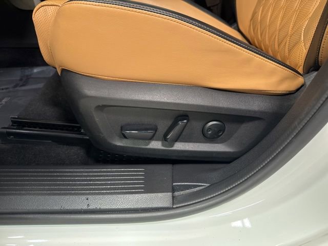 Used 2023 Nissan Rogue Platinum AWD/4WD image 8