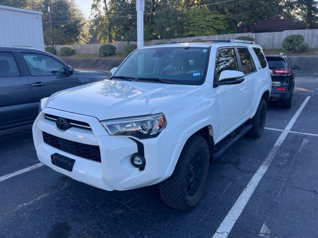 Used 2023 Toyota 4Runner SR5 Premium w/ Moonroof Package AWD/4WD image 3