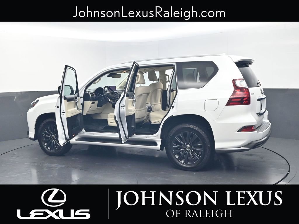 Used 2022 Lexus GX 460 Premium w/ Accessory Package AWD/4WD image 38