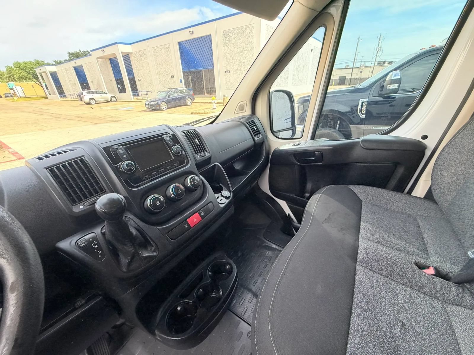 Used 2015 RAM ProMaster 2500 w/ Interior Convenience Group FWD image 10