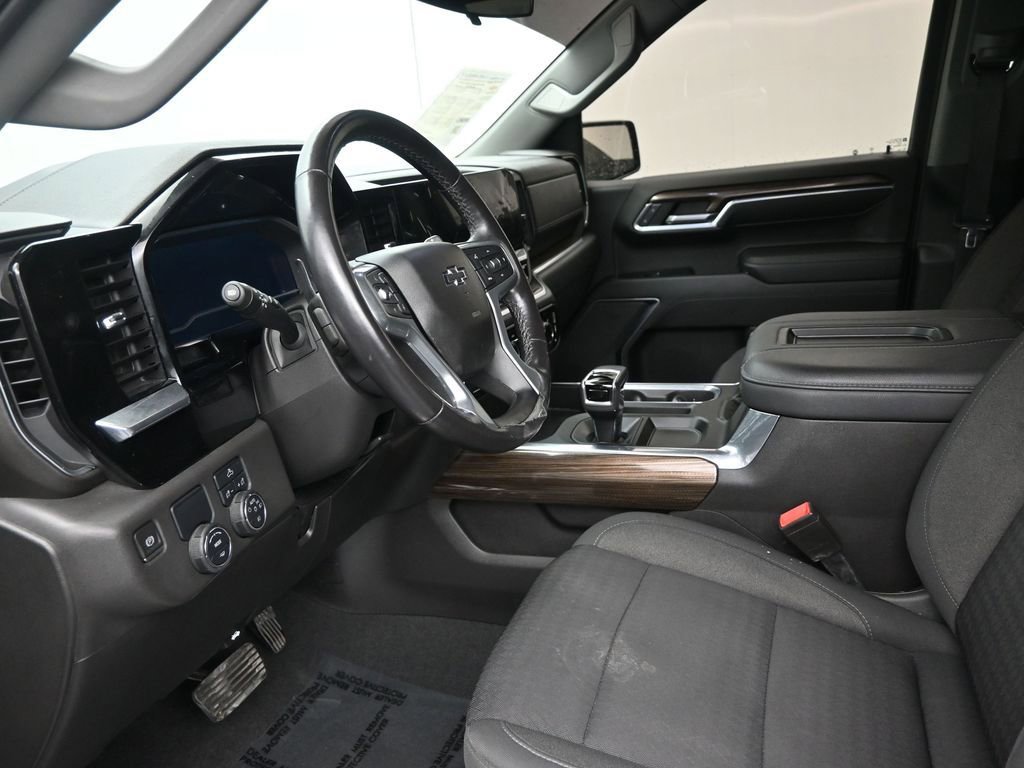Used 2022 Chevrolet Silverado 1500 RST w/ Protection Package image 11