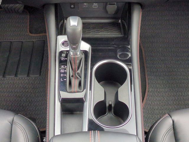 Used 2024 Nissan Altima 2.5 SR w/ SR Premium Package FWD image 19