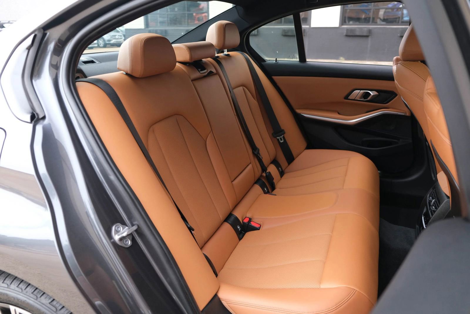 Used 2022 BMW 330i xDrive Sedan w/ Driving Assistance Package image 30