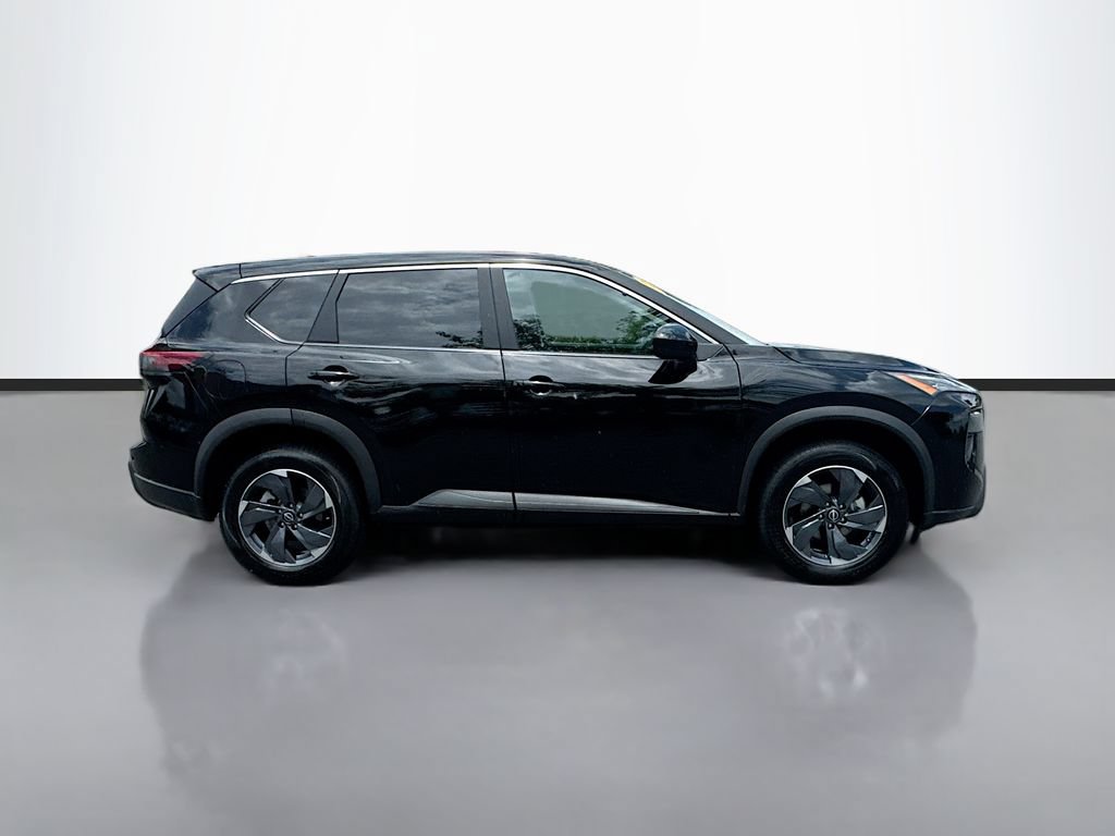 Certified 2025 Nissan Rogue SV FWD image 10