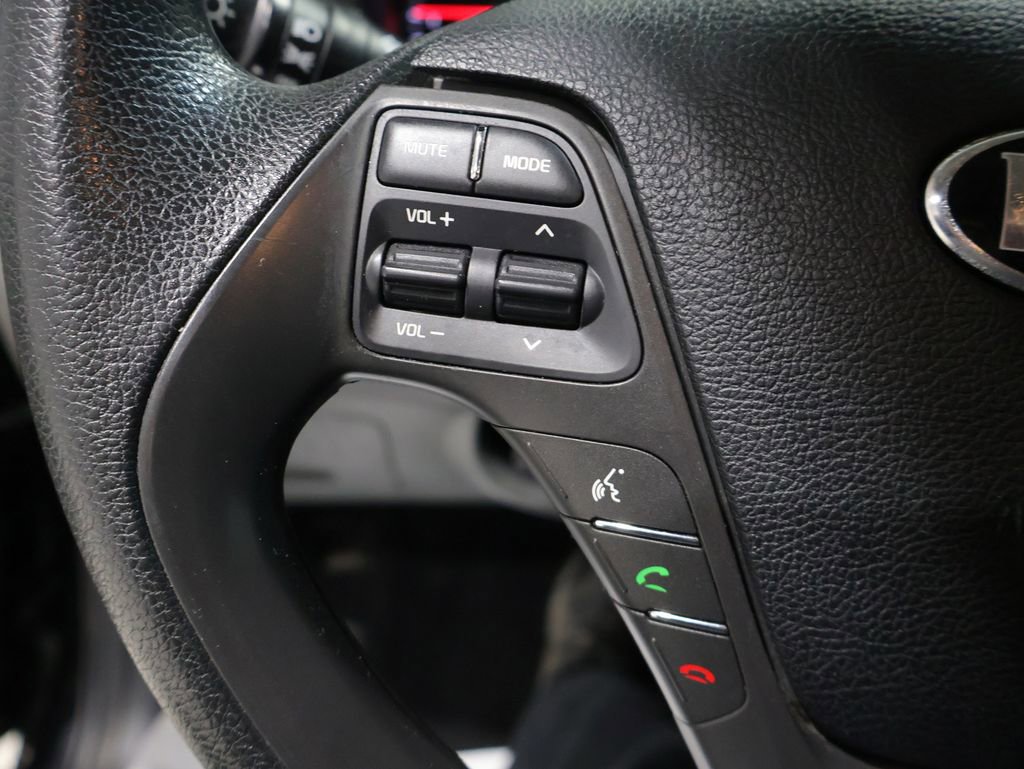 Used 2018 Kia Forte LX FWD image 27