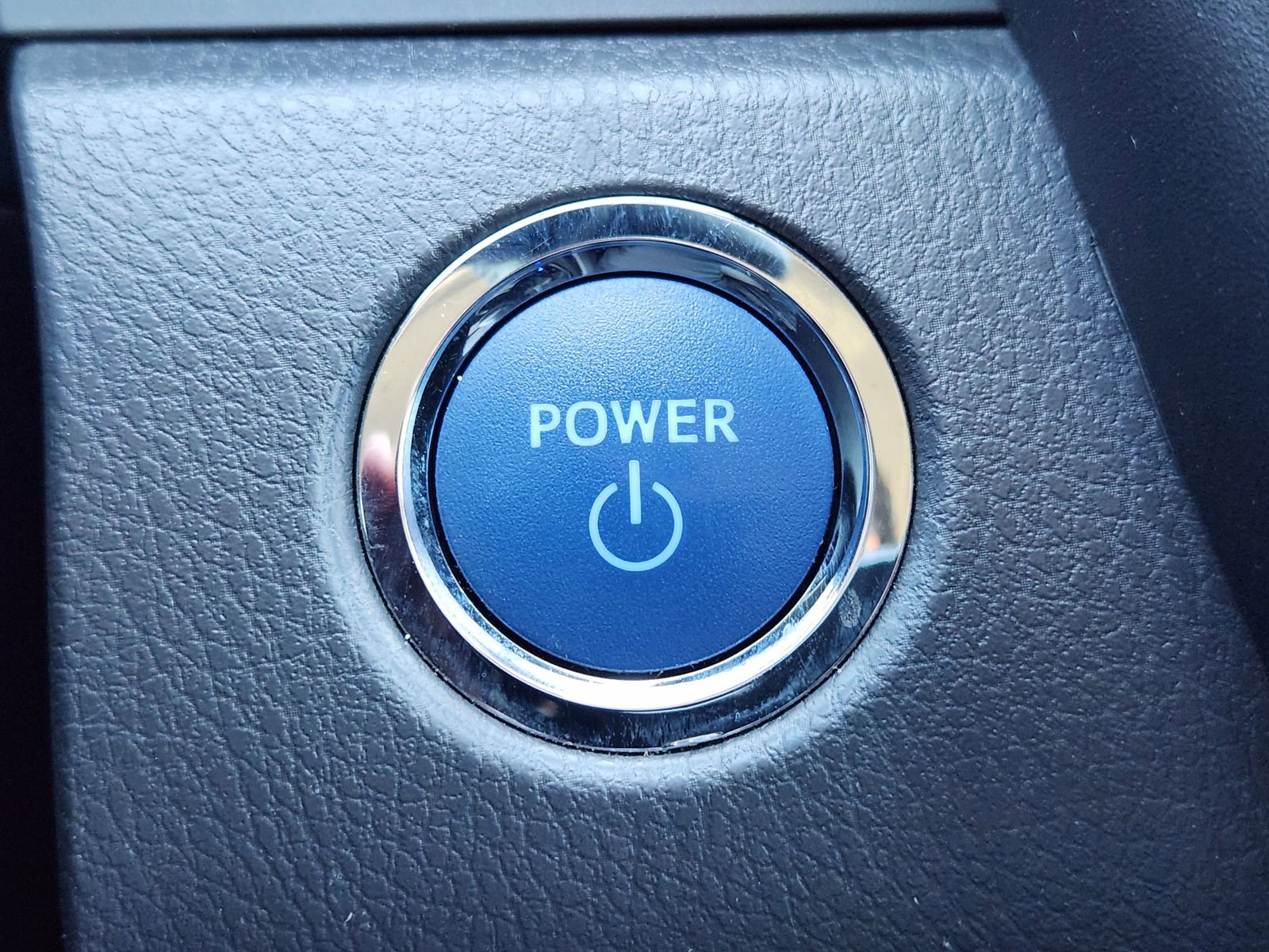 Used 2023 Toyota Camry SE image 25