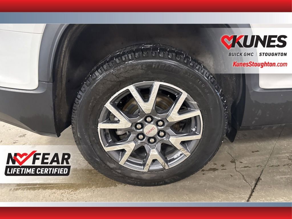 Used 2023 GMC Acadia SLT image 14