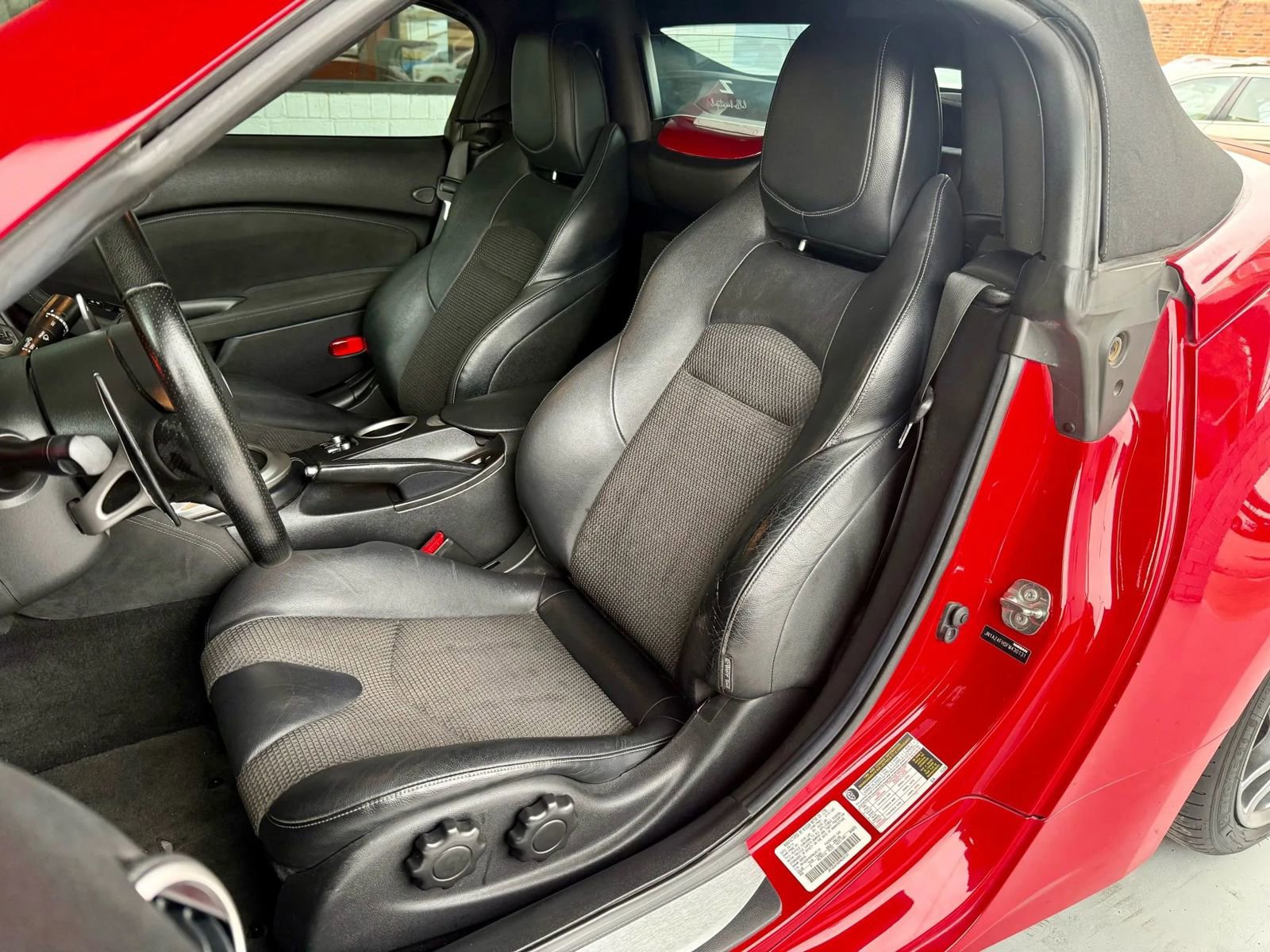 Used 2015 Nissan 370Z Touring Sport image 21