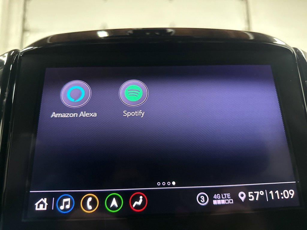 Used 2021 Chevrolet Traverse Premier w/ LPO, Floor Liner Package image 28