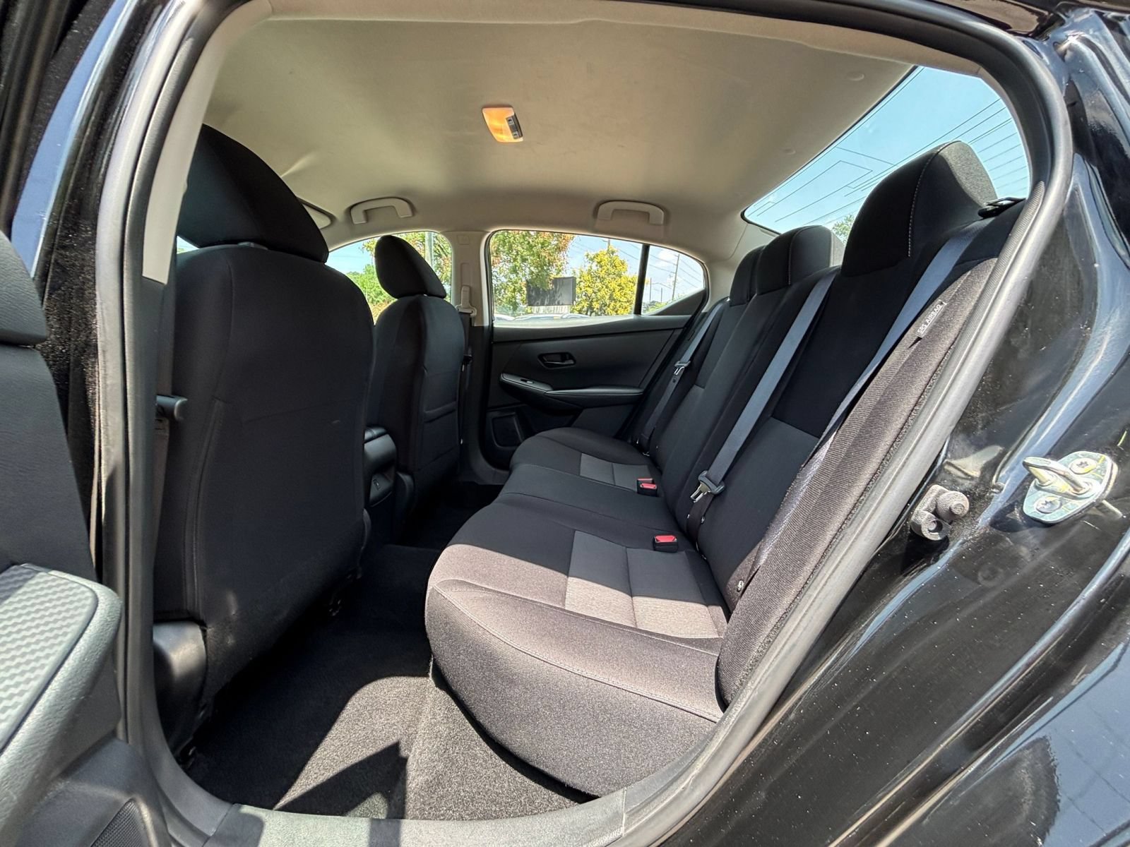 Used 2025 Nissan Sentra SV FWD image 21